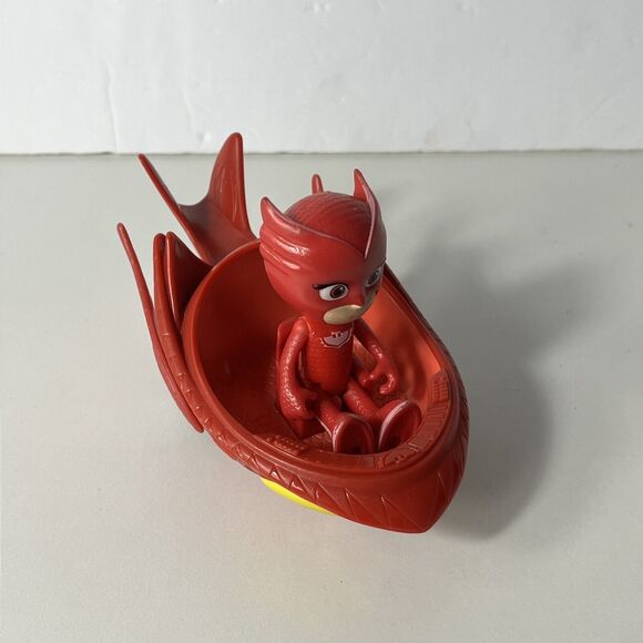 PJ Masks Owlette Owl Glider Red  Vehicle and Figure - Picture 2 of 6